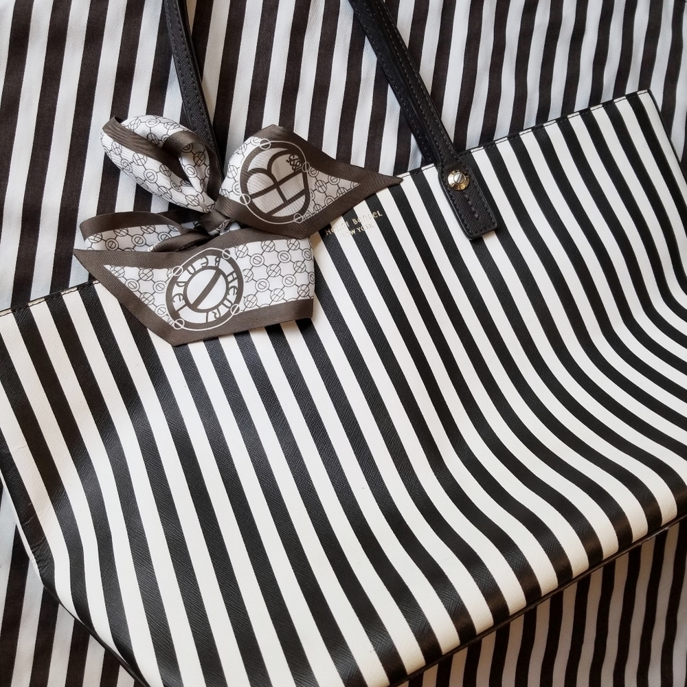 ❗Henri Bendel Striped Centennial XL Tote❗